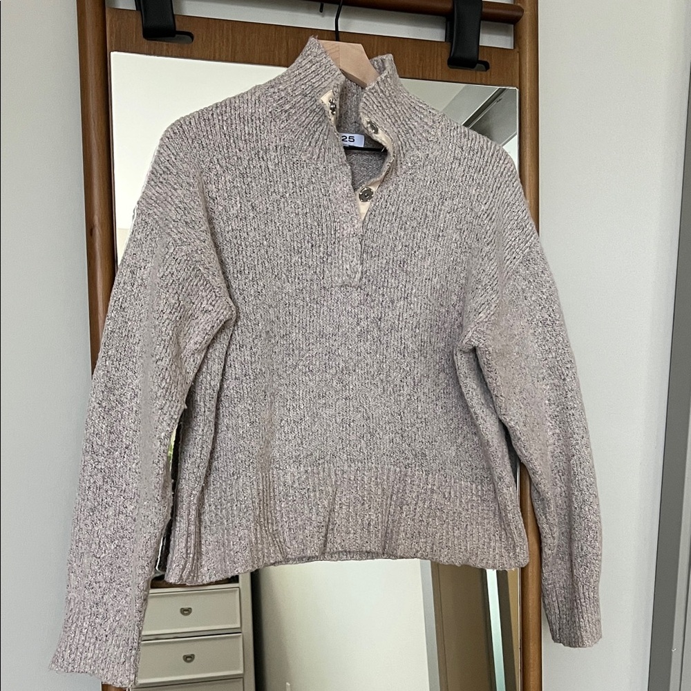 525 America Heathered Beige Turtleneck Sweater